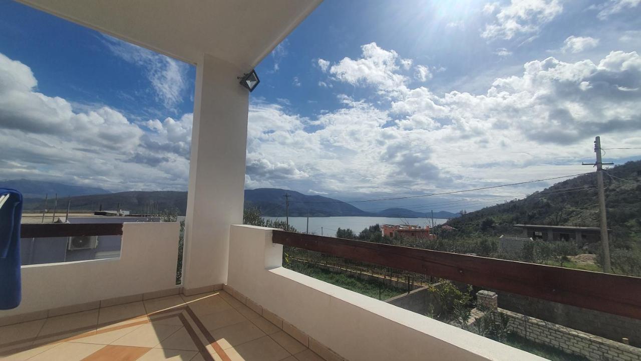 Mihal Suites Саранде Екстериор снимка
